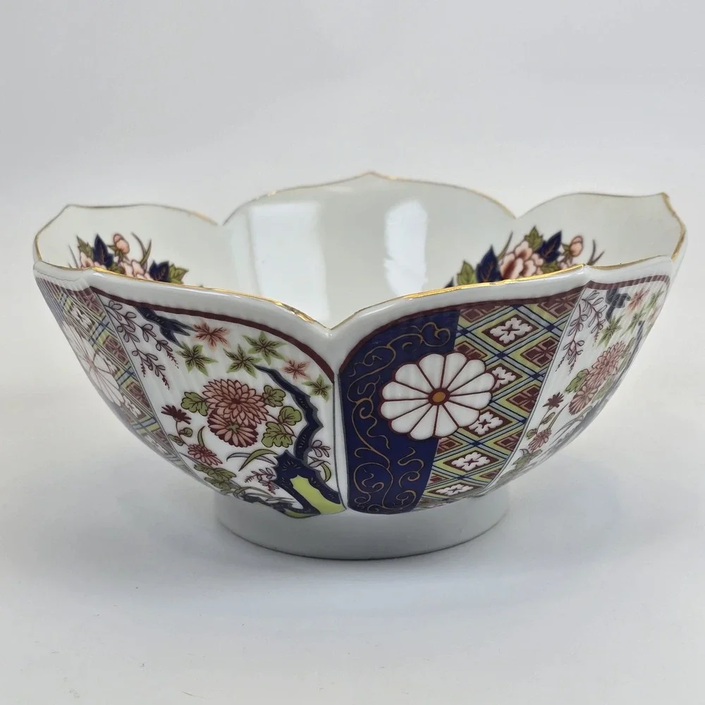 Vintage Imari Ware Japan Scalloped Porcelain Serving Bowl Gold Trim Floral 8
